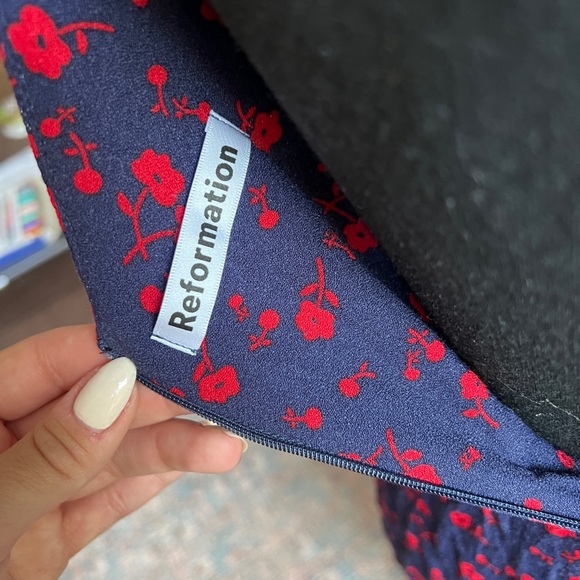 Reformation dress sz 4 - Picture 4 of 8